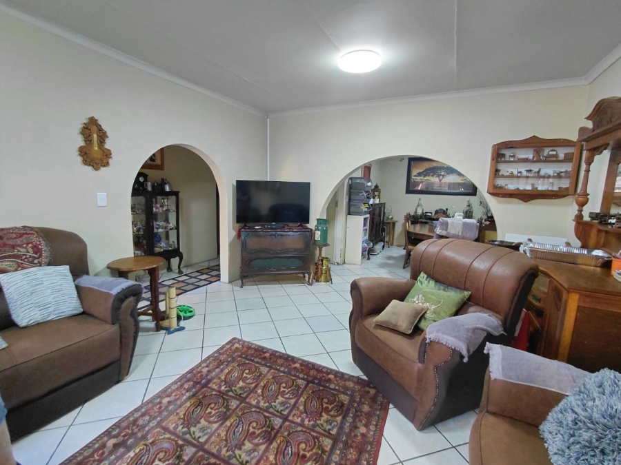 5 Bedroom Property for Sale in Elandsrand North West